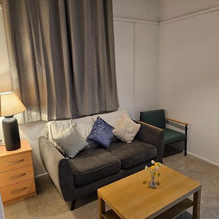 Skyline Queen'S Suites 203 Swansea Exterior foto